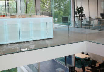 QbiQ VIEW U-Line Top Balustradeglas